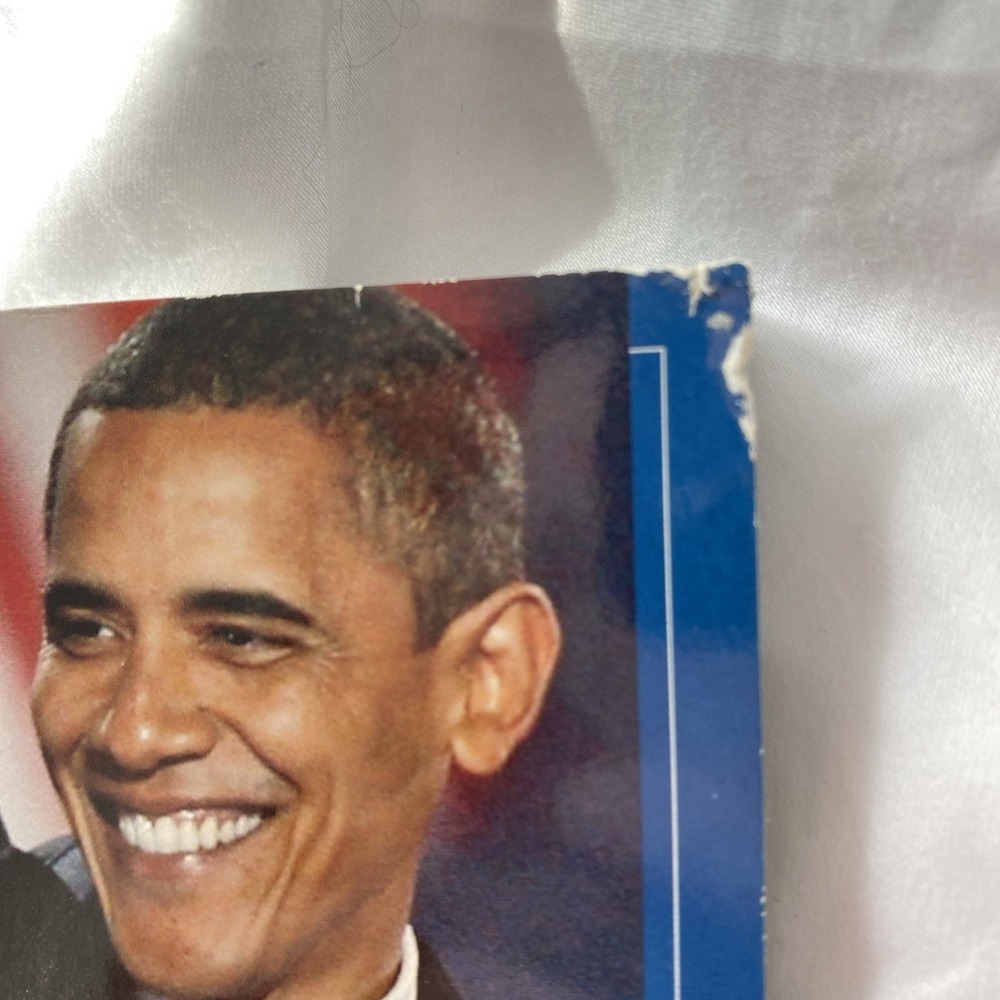 People: Yearbook 2009 - Hardcover By Editors of People Magazine - Picture 2 of 5
